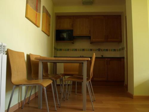 Aparthotel Pena Telera Resort El Pueyo de Jaca Eksteriør bilde