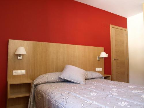Aparthotel Pena Telera Resort El Pueyo de Jaca Rom bilde